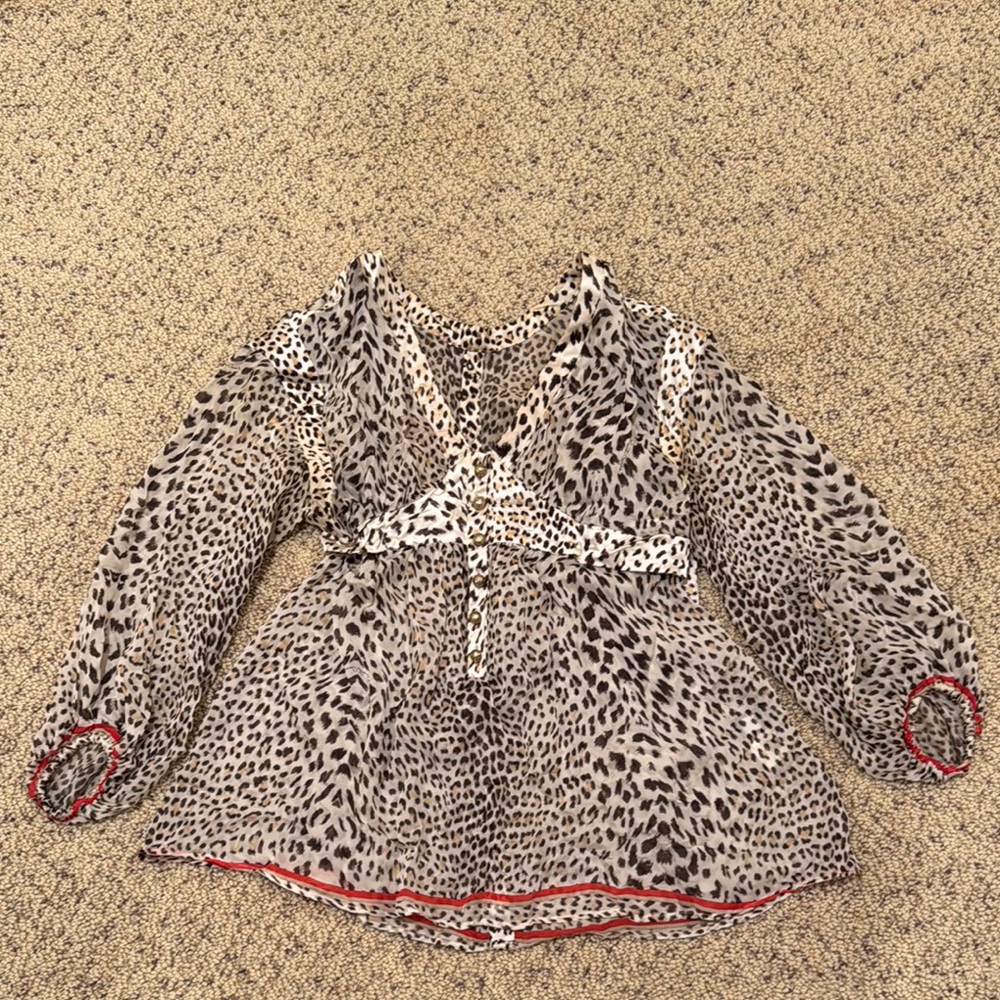 Roberto Cavalli Leopard Print Silk Top Red Detail Ties in the back size 44